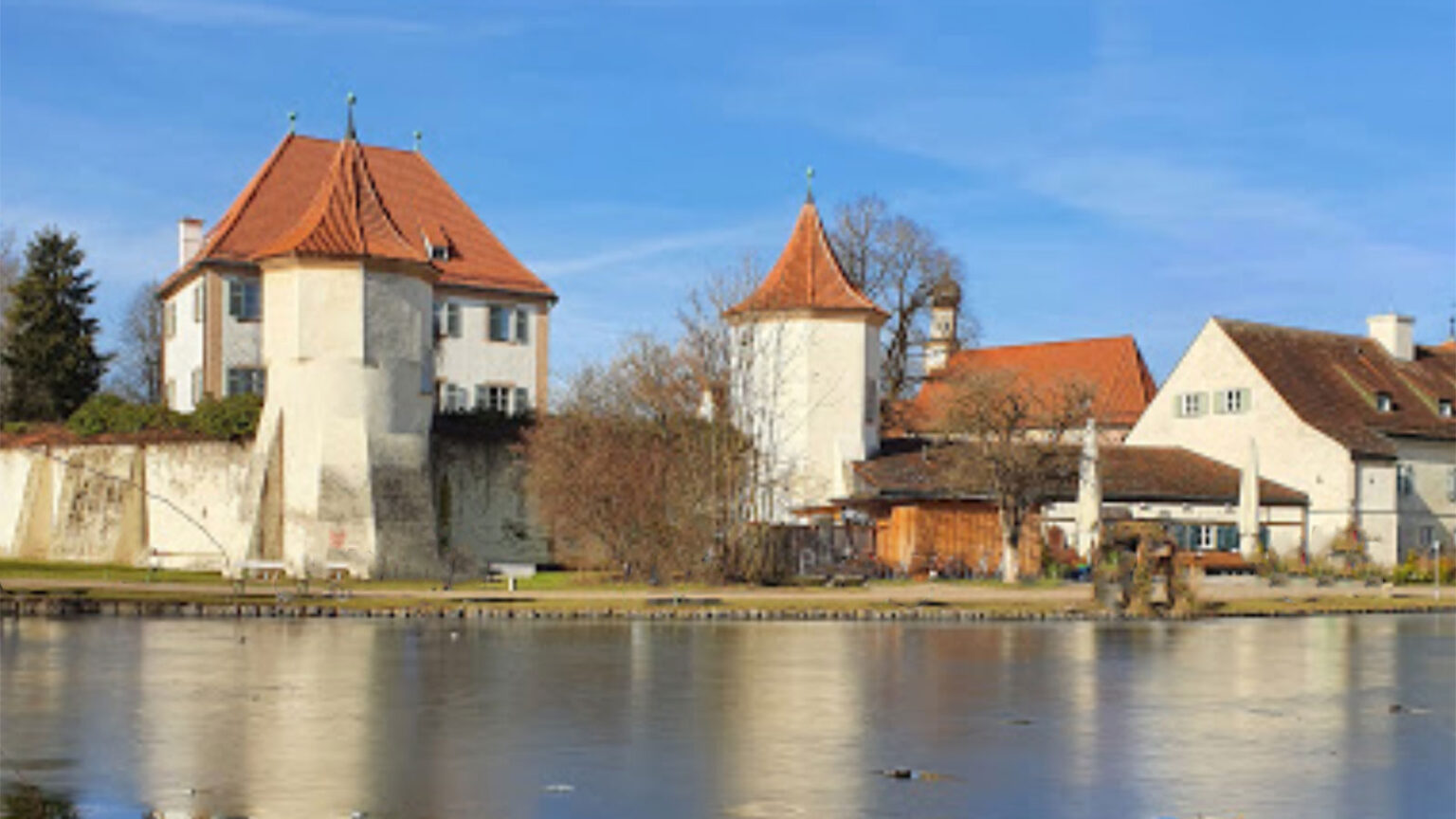 SCHLOSS BLUTENBURG｜ブルテンブルク城｜ドイツ古城｜古城紫翠ドイツ